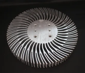 Круглый светодиодный радиатор радиатора Алюминиевый радиатор радиатора мощностью 10 Вт для бытовой лампы Сменный радиатор